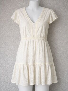 Chelsea & Violet Cream Eyelet Tiered Dress Size M